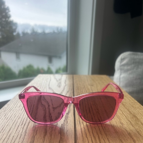 Saint Laurent SL 587-K Sunglasses - Picture 9 of 11